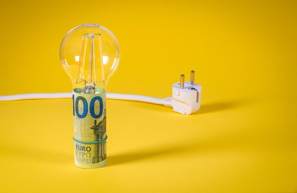 Risparmio energetico domestico: interventi mirati per abbassare la bolletta