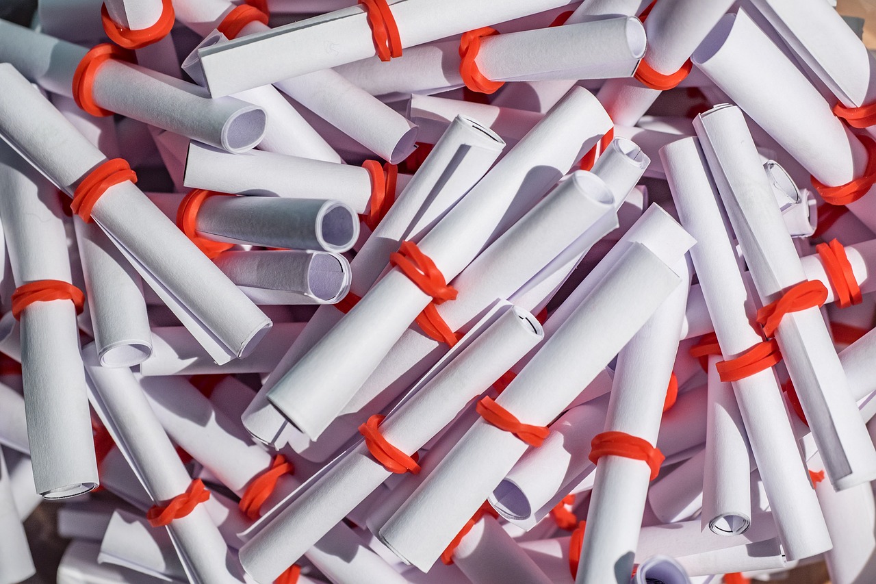 Grafico che illustra le scadenze e le conseguenze del mancato invio della domanda di riscatto laurea.